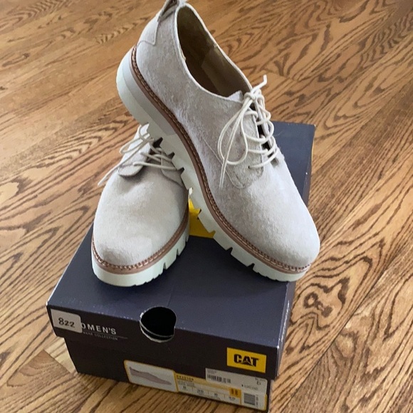 BNWT women’s caterpillar WindUp lace up - Picture 1 of 7